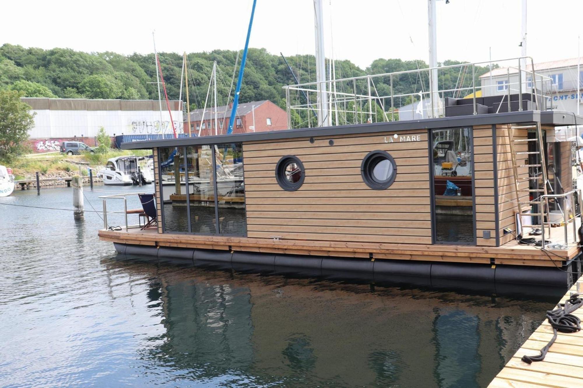 Houseboat Leni Flensburg Hotel Exterior photo