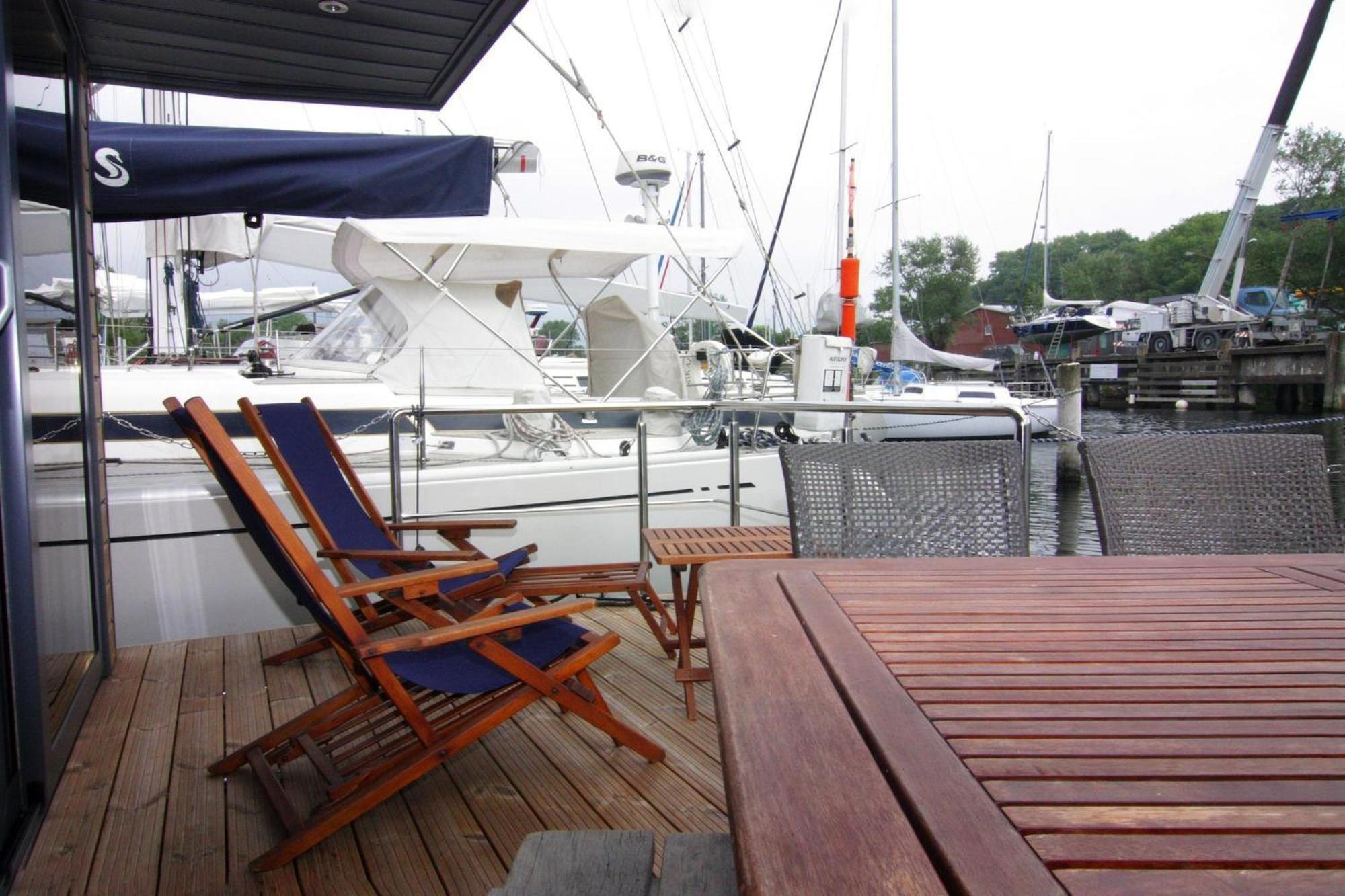 Houseboat Leni Flensburg Hotel Exterior photo